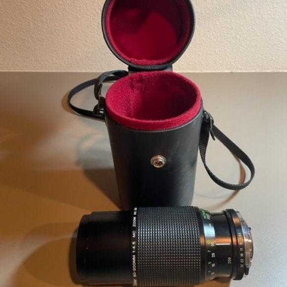 Vivitar 80-200mm 1:4.5 mc zoom NO.28241564 058mm and Case - Picture 1 of 6